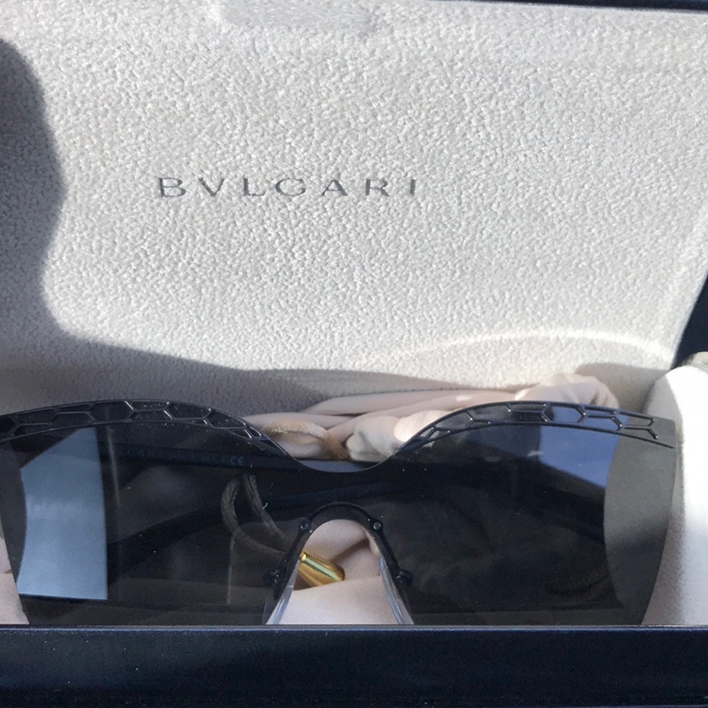 Selling brand new Bvlgari sunglasses